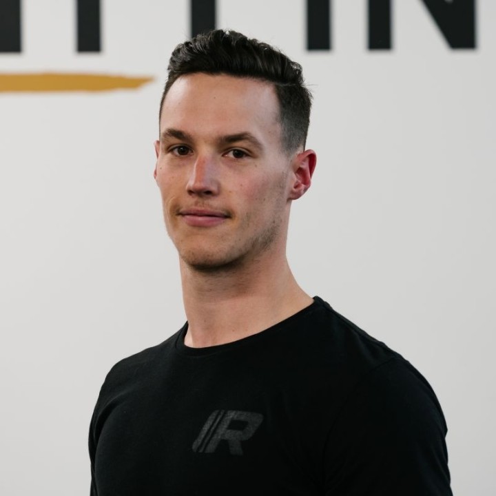 Headshot of Luke Halstead in the gym